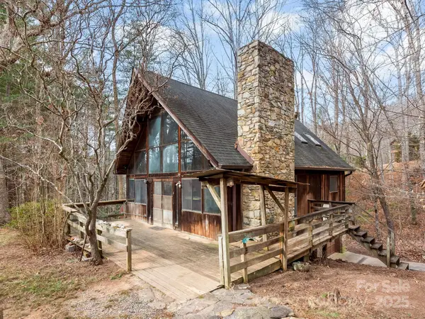 8 Owlet Drive, Weaverville, NC 28787