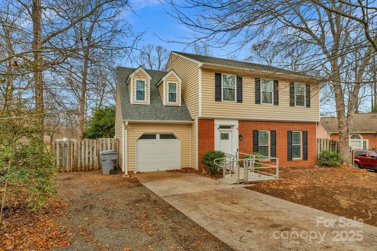 6109 Tartan Green Court, Charlotte, NC 28227 - Image #1