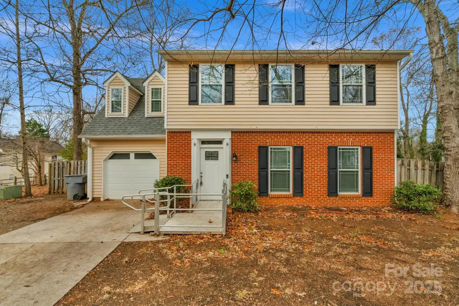 6109 Tartan Green Court, Charlotte, NC 28227 - Image #2