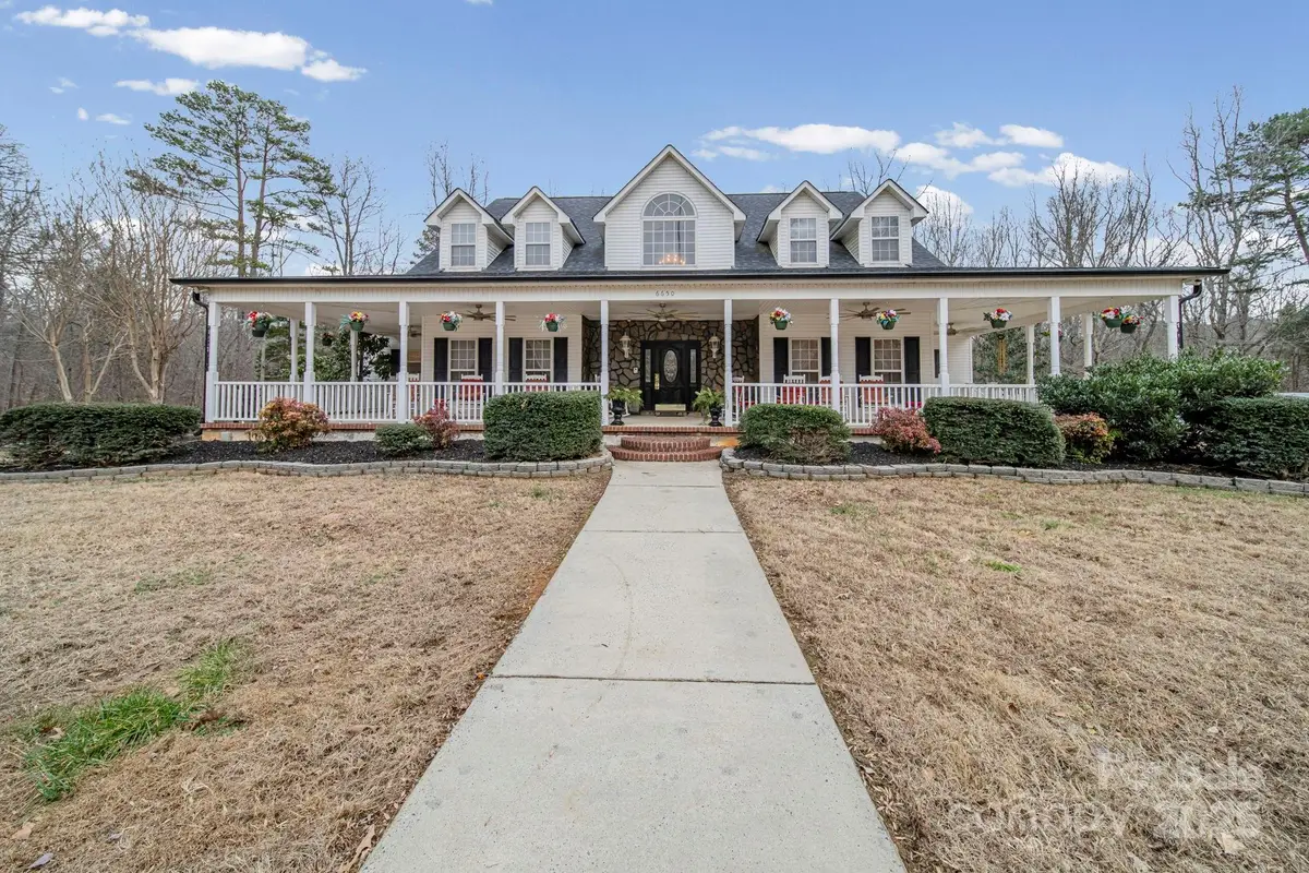 6650 Dellwood Drive, Kannapolis, NC 28081 - Image #1