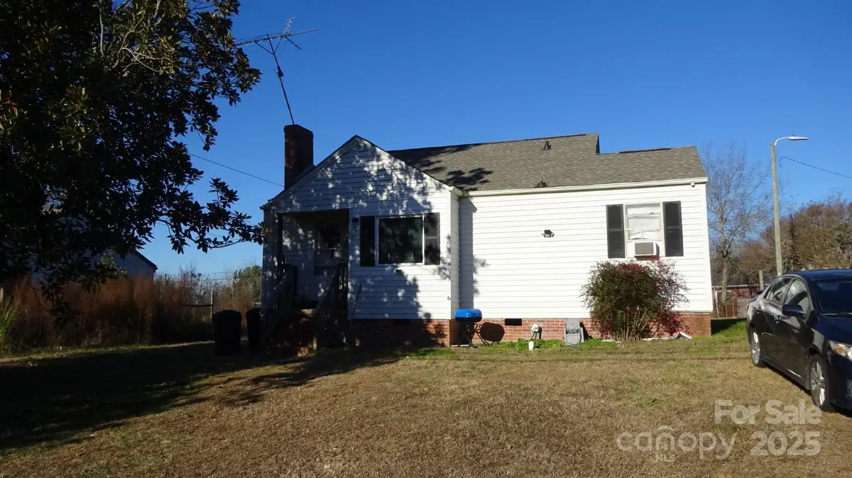 204 St Michael Avenue, Great Falls, SC 29055 - Image #1