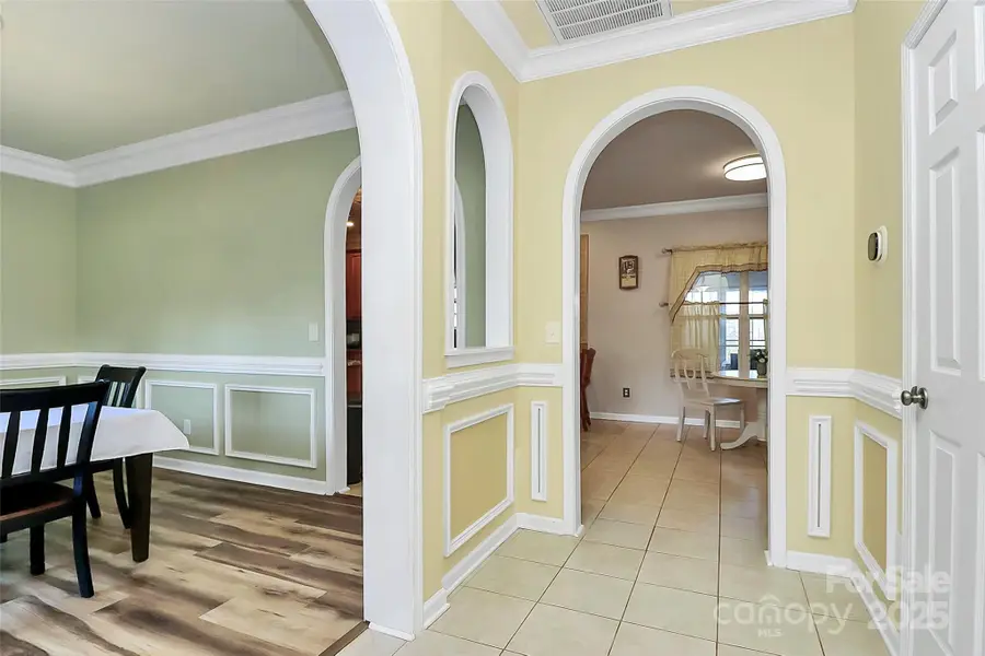 9106 Dogwood Ridge Drive, Charlotte, NC 28227 - Image #2