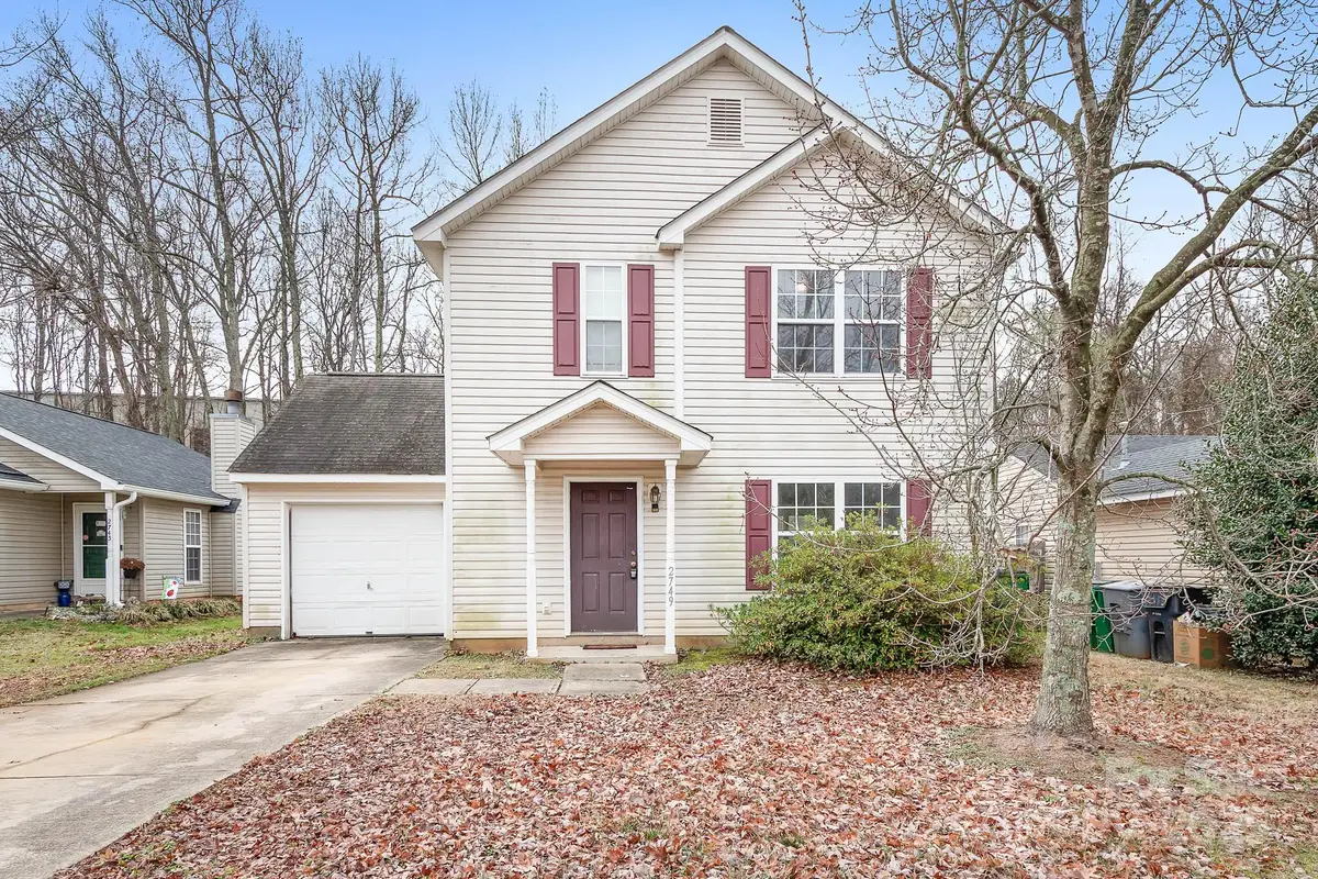 2749 Fairstone Avenue, Charlotte, NC 28269 - Image #1