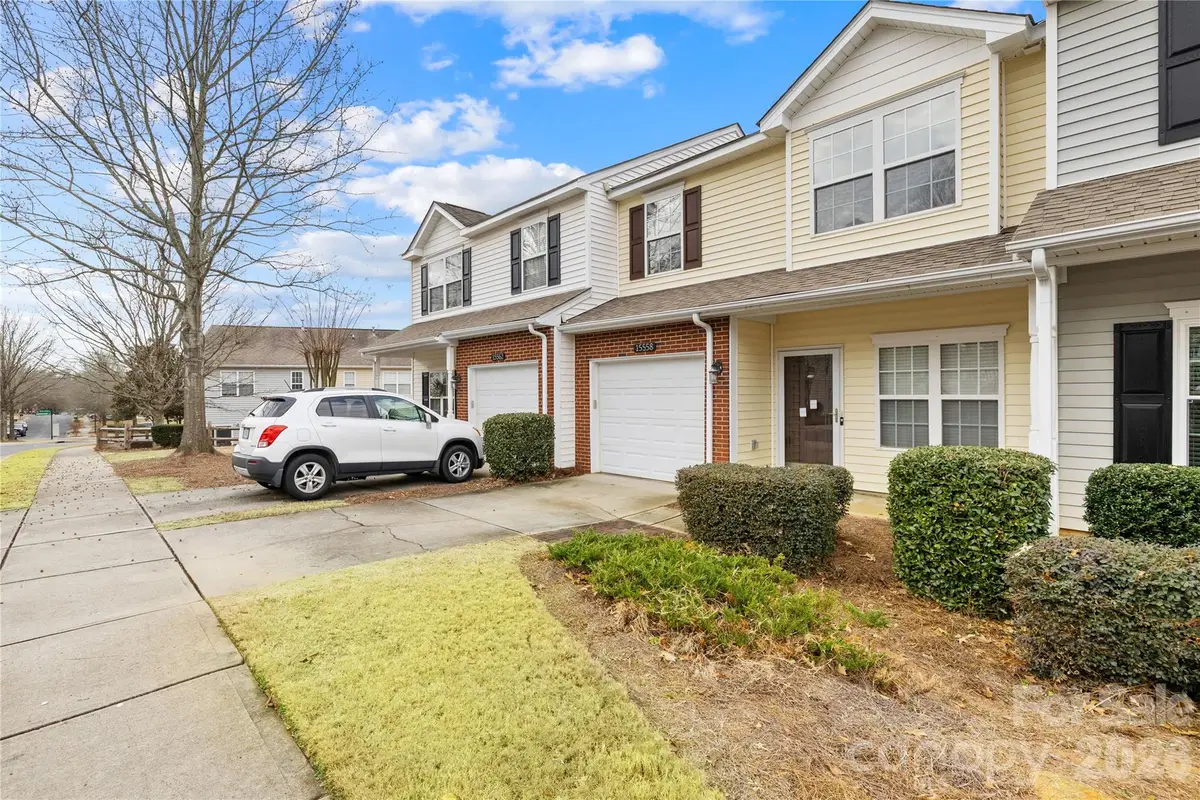 15558 Stronvar House Lane, Charlotte, NC 28277 - Image #1