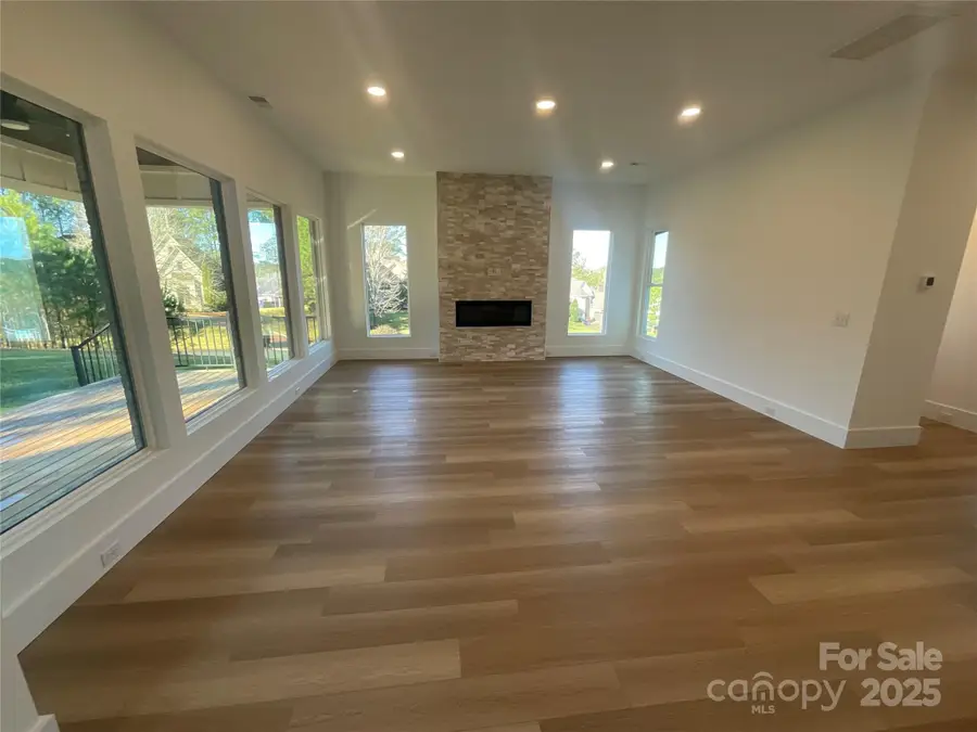 7362 Hemlock Court, Denver, NC 28037 - Image #3