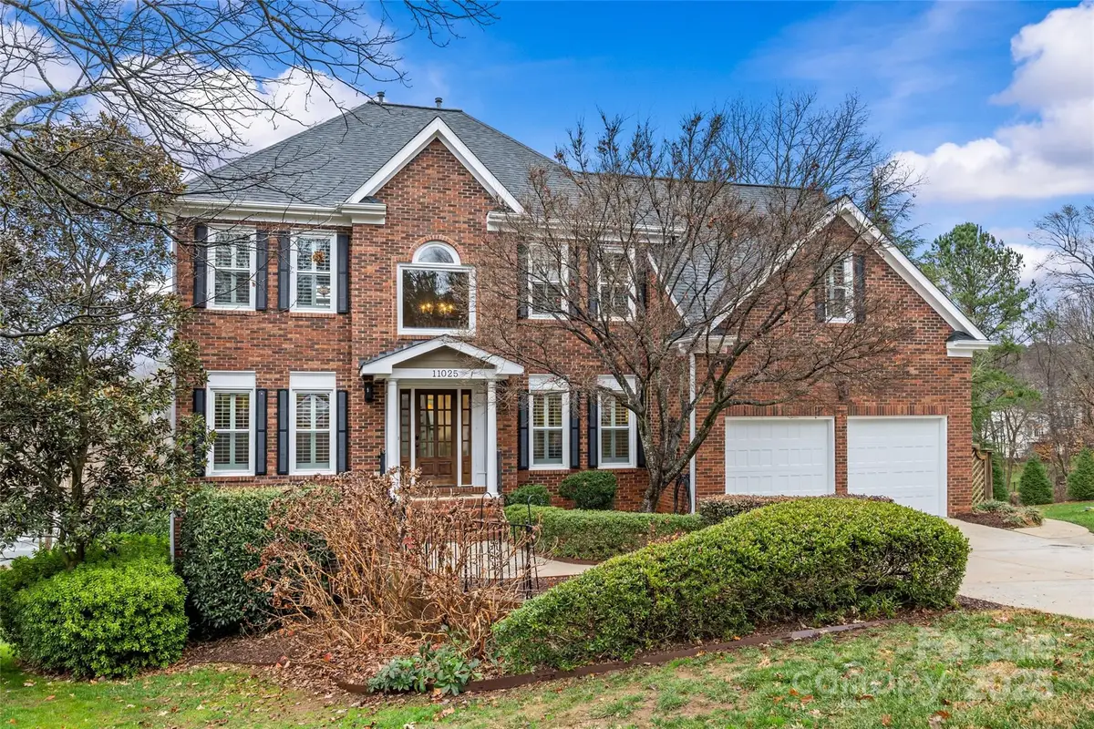 11025 Thornhill Club Drive, Charlotte, NC 28277 - Image #1