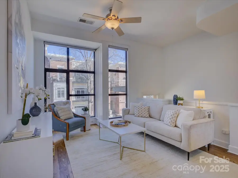 636 Garden District Drive, Charlotte, NC 28202 - Image #3