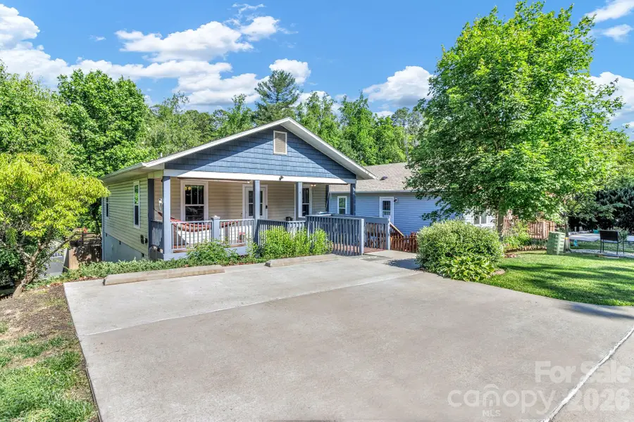 4 Mckinley Avenue, Asheville, NC 28803 - #2
