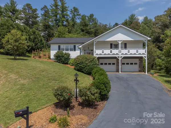 142 Ridge Brook Drive, Weaverville, NC 28787