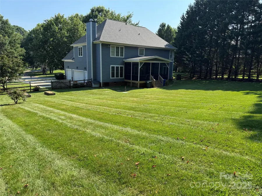 155 Huntfield Way, Mooresville, NC 28117 - Image #2