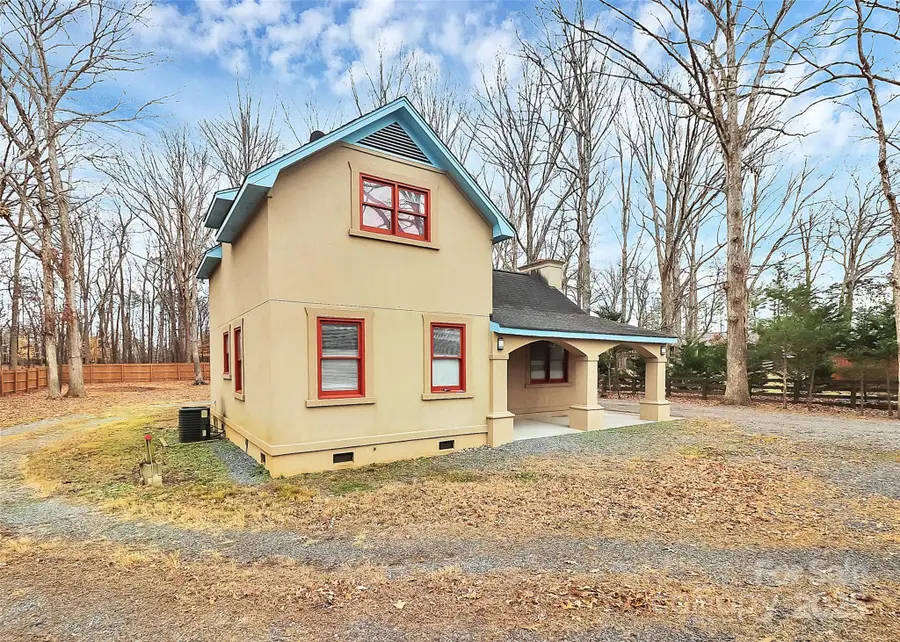 2805 Leisure Drive, Waxhaw, NC 28173 - Image #2