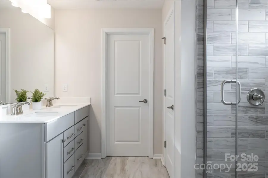 5912 Chumbley Point Road #88, Charlotte, NC 28215 - Image #2