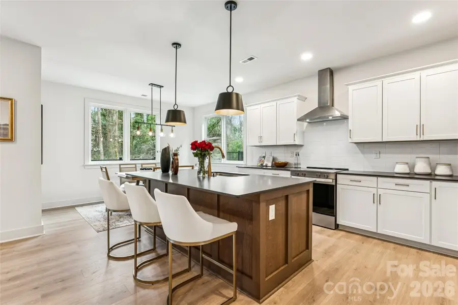 2408 Crestview Drive, Charlotte, NC 28216 - #2