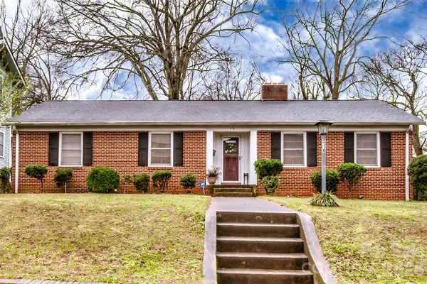516 S Mulberry Street, Statesville, NC 28677