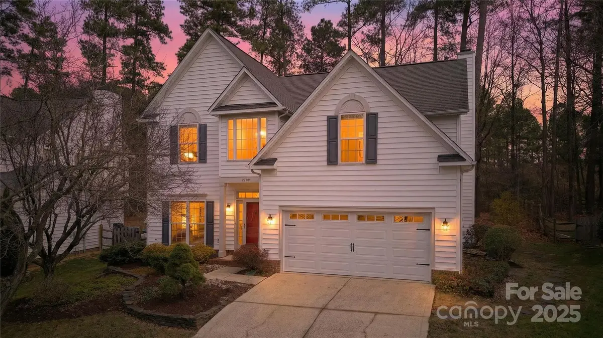 7809 Dunoon Lane, Charlotte, NC 28269 - Image #1