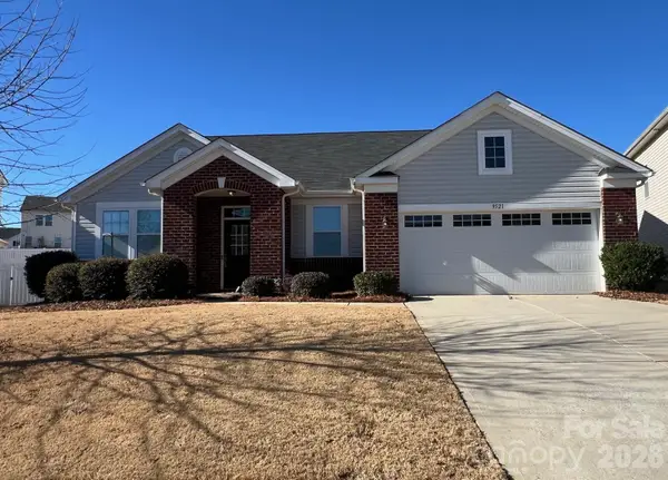 9521 Silverdale Lane, Charlotte, NC 28269