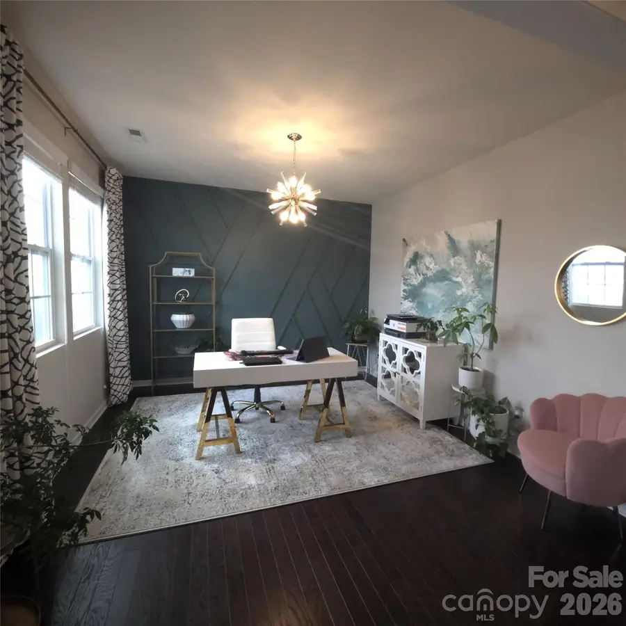 9521 Silverdale Lane, Charlotte, NC 28269 - Image #2