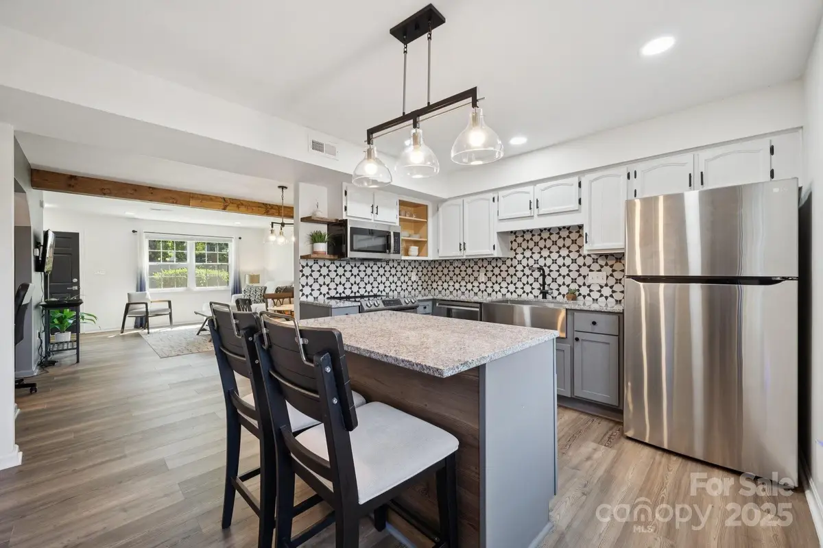 8838 Hunter Ridge Drive, Charlotte, NC 28226 - Image #1