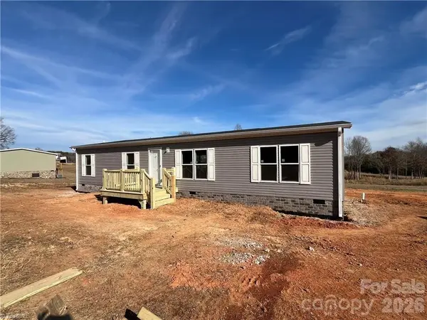 549 Mt. Wesley Church Road, Hiddenite, NC 28636