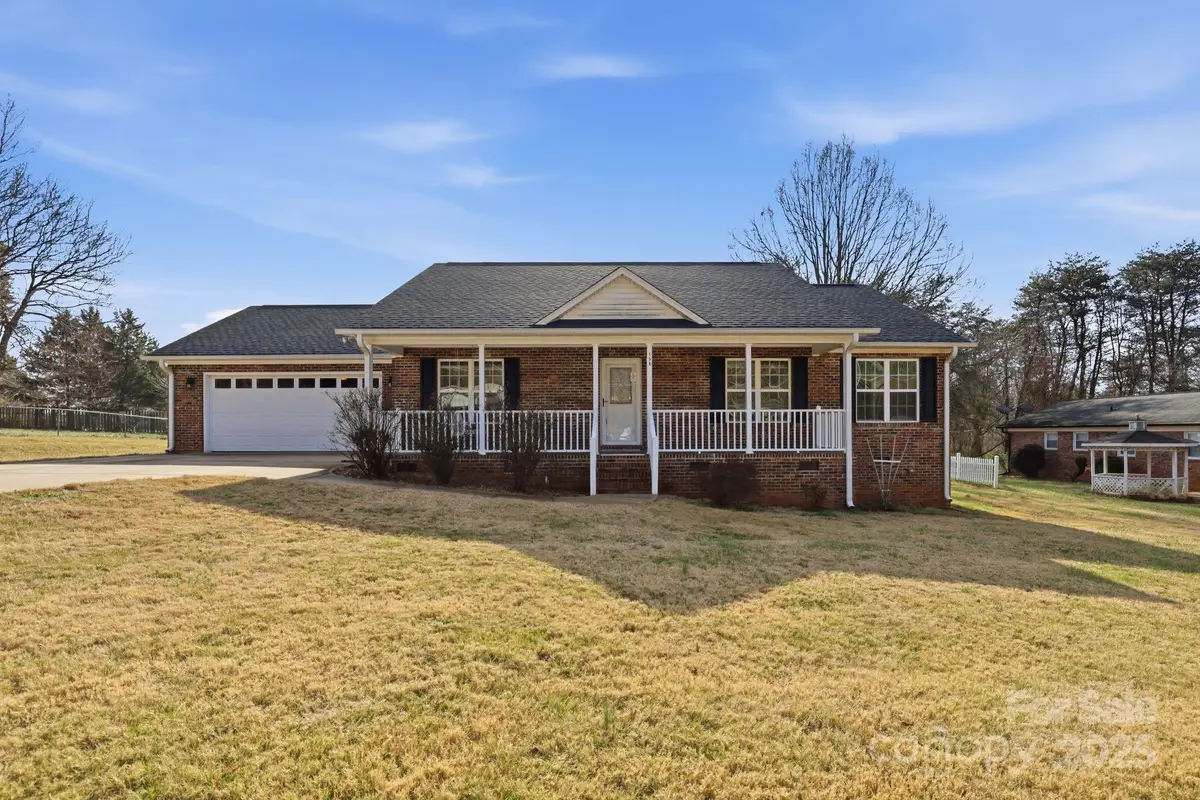 158 Polly Drive, Statesville, NC 28625 - Image #1