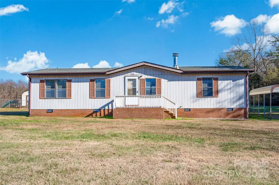 4586 Deal Road, Claremont, NC 28610 - Image #2