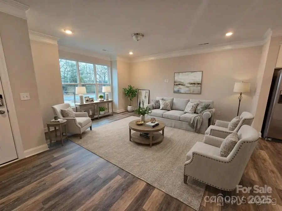 5036 David Cox Road, Charlotte, NC 28269 - Image #3