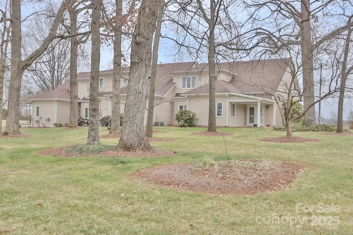 2425 Country Club Road, Yadkinville, NC 27055 - Image #1