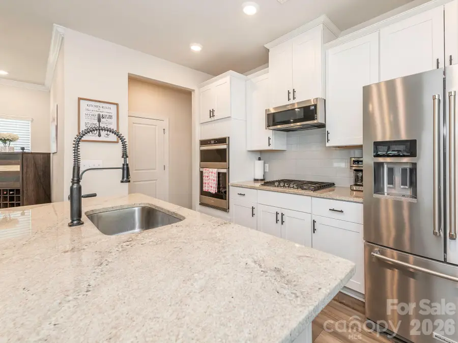 524 Cranford Drive, Pineville, NC 28134 - Image #2