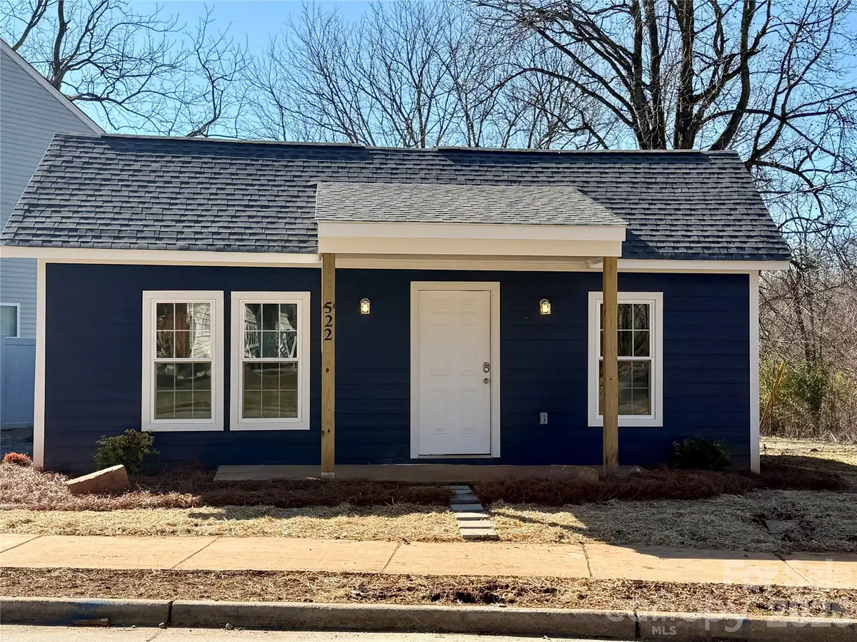 522 W Mclelland Avenue, Mooresville, NC 28115 - #1
