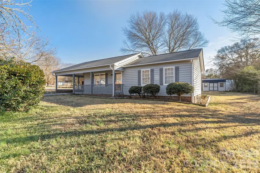 2730 33rd Avenue Ne, Hickory, NC 28601 - Image #2