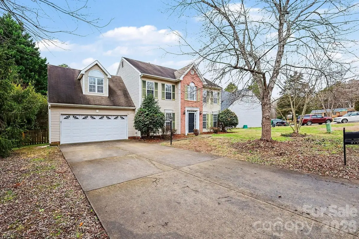 8725 Holly Creek Court, Charlotte, NC 28216 - Image #1
