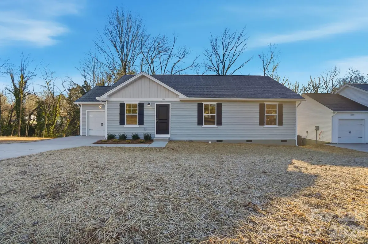 1201 Suncrest Avenue, Statesville, NC 28677 - Image #1