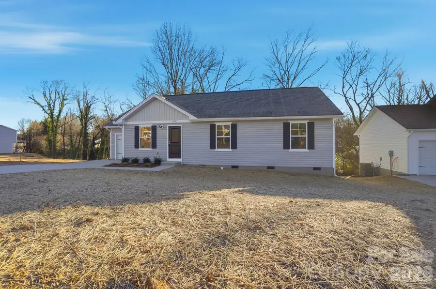 1201 Suncrest Avenue, Statesville, NC 28677 - Image #3