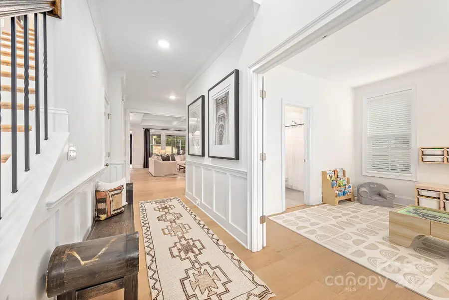 6931 Providence Lane W, Charlotte, NC 28226 - Image #3