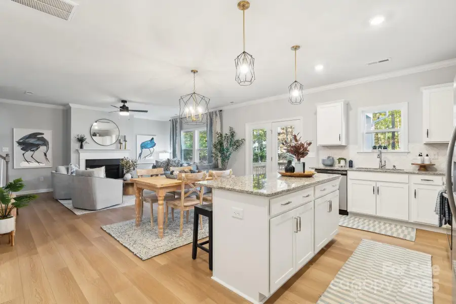 940 Leyna Court, Newton, NC 28658 - Image #2