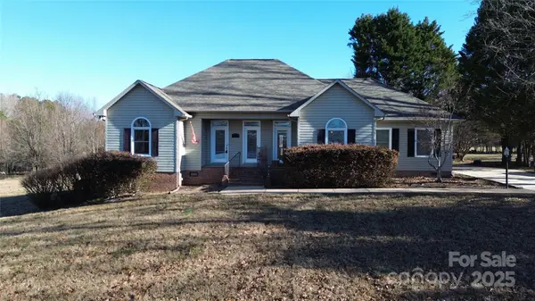 137 N Shore Drive, Cherryville, NC 28021