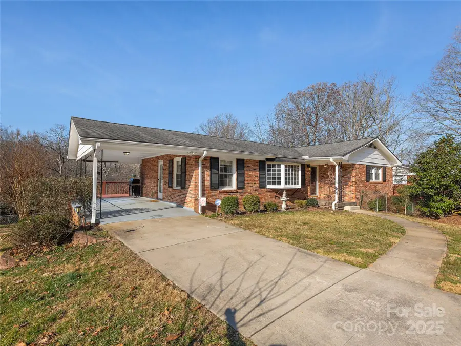 18 Mulberry Drive, Arden, NC 28704 - Image #3