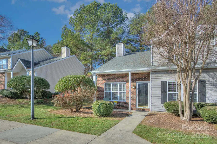 2138 Preakness Court, Charlotte, NC 28273 - Image #3