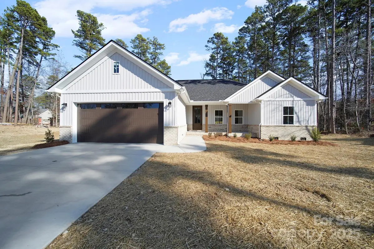 969 Bay Drive, Oakboro, NC 28129 - Image #1