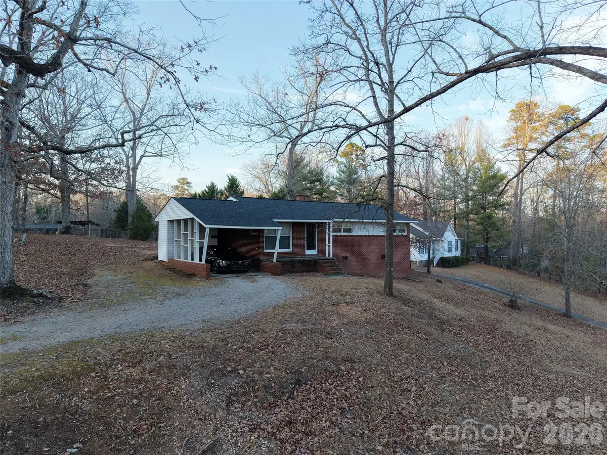 327 Breslin Street, Wadesboro, NC 28170 - Image #1