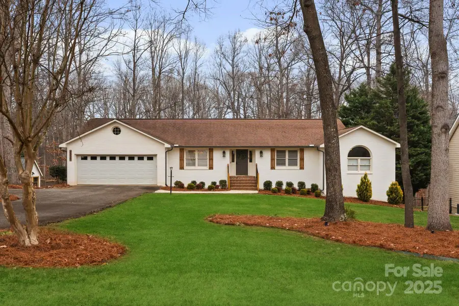 2550 Green Point Lane, Denver, NC 28037 - Image #2