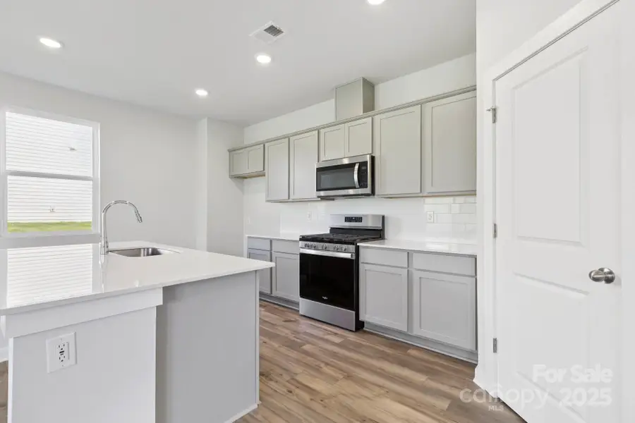 806 Olde England Drive, Lincolnton, NC 28092 - Image #3