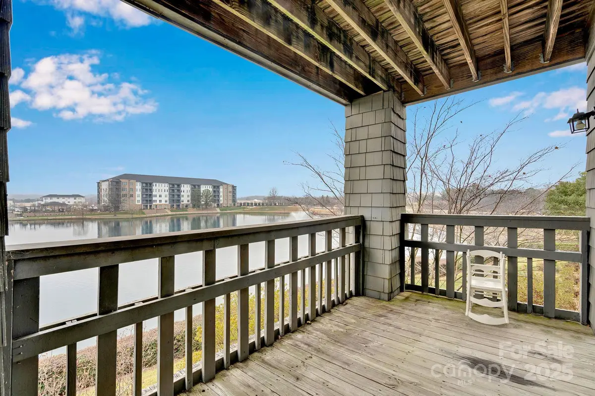9041 J M Keynes Drive, Charlotte, NC 28262 - Image #1