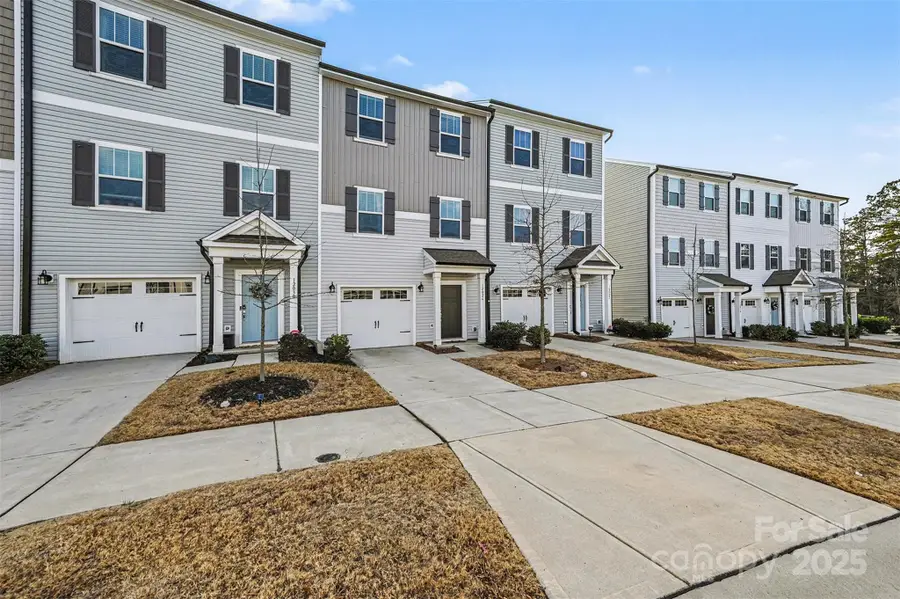 12026 Chesapeake Mallard Drive, Charlotte, NC 28262 - Image #3