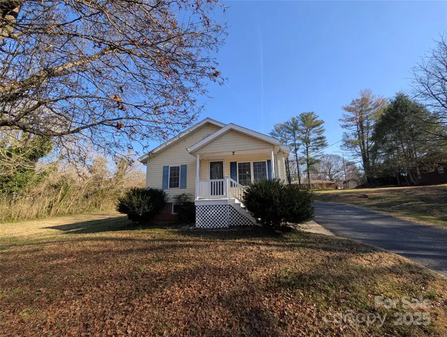 2507 Norwood Street Sw, Lenoir, NC 28645 - Image #3