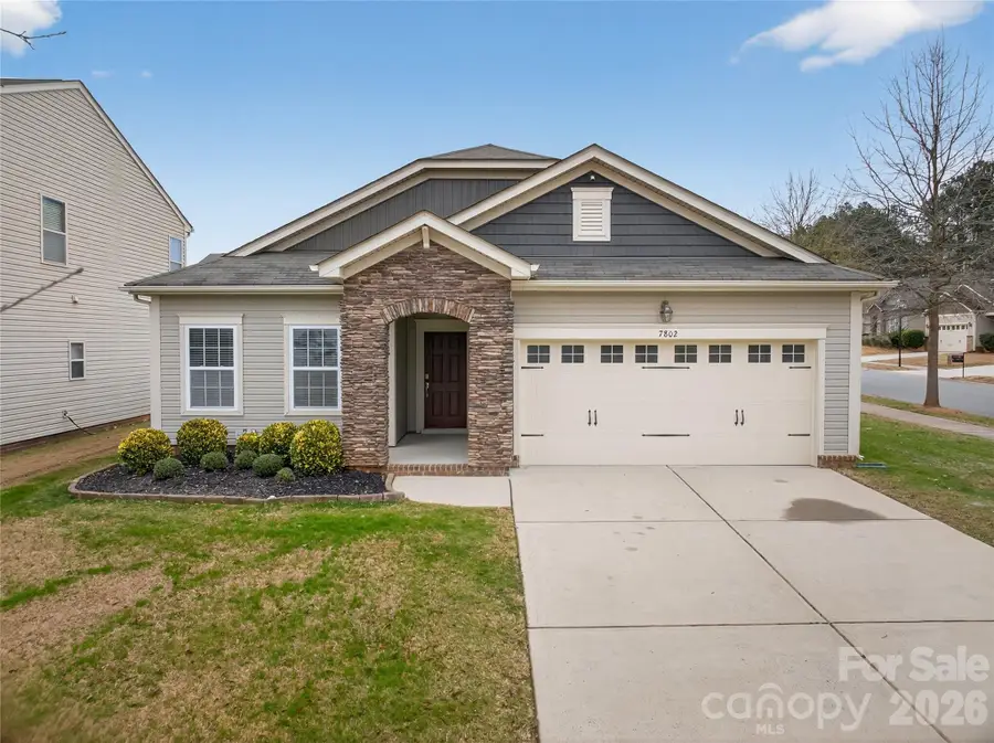 7802 Hereford Street, Charlotte, NC 28213 - Image #2