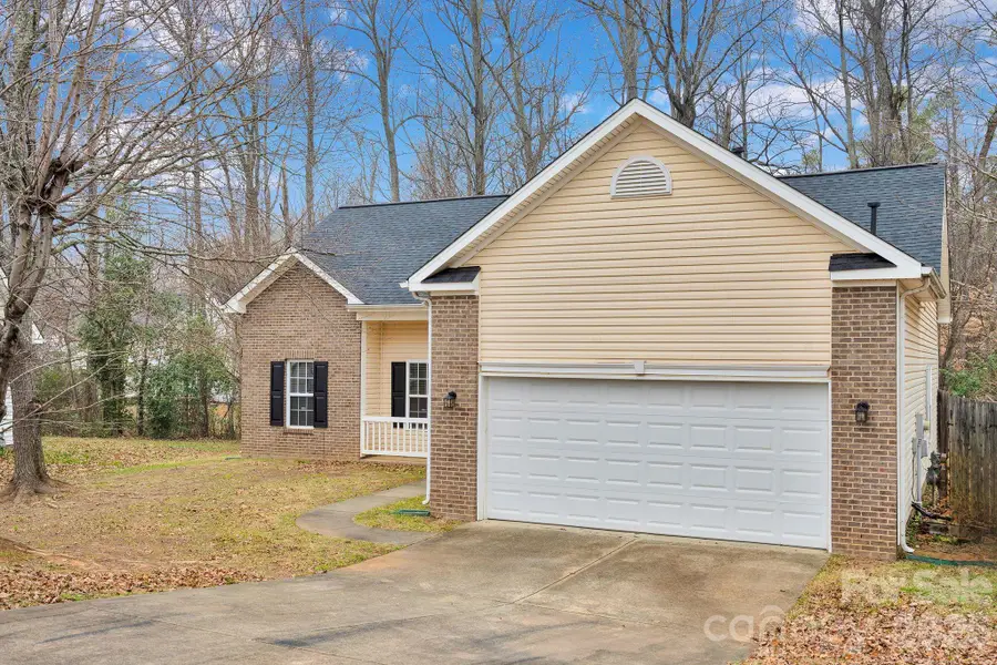 311 Margaret Kelly Court, Charlotte, NC 28216 - Image #3