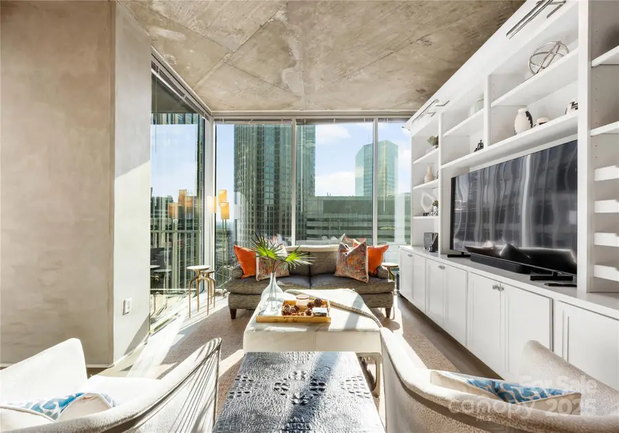 210 N Church Street #2507, Charlotte, NC 28202 - Image #3