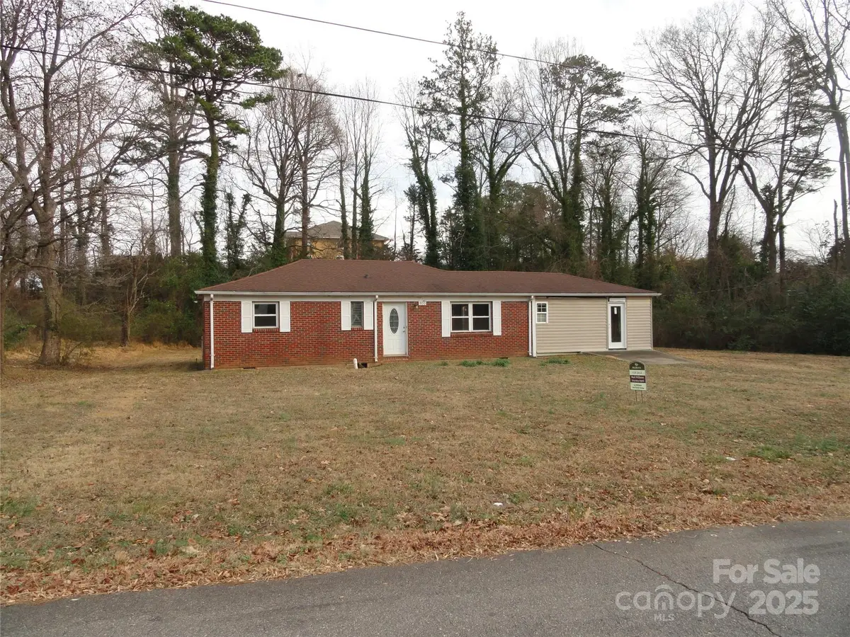 300 Clark Boulevard, Charlotte, NC 28262 - Image #1
