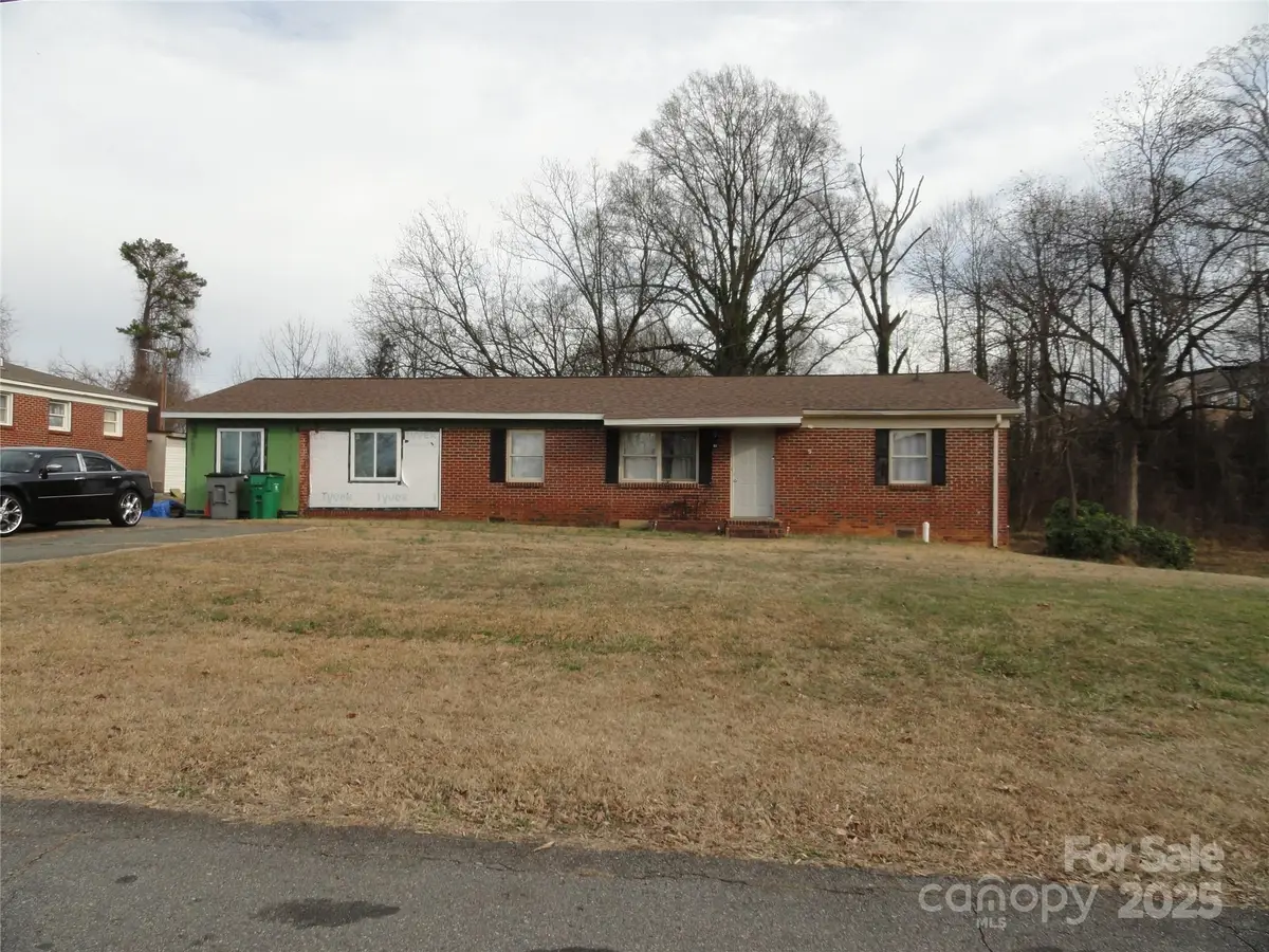 316 Clark Boulevard, Charlotte, NC 28262 - Image #1